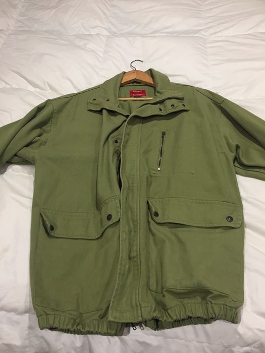 Casaco estilo militar