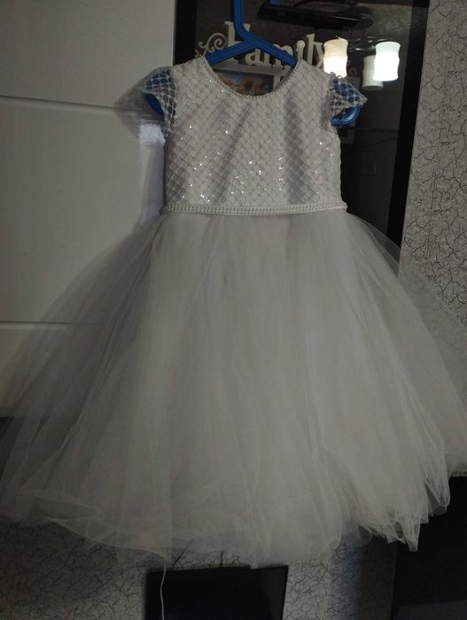 Продам дитячу сукню сніжинки