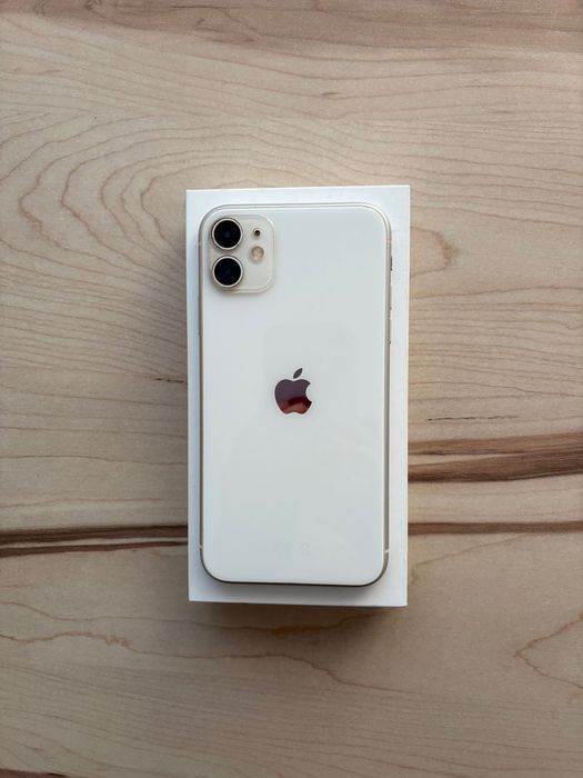 iPhone 11 64GB Branco