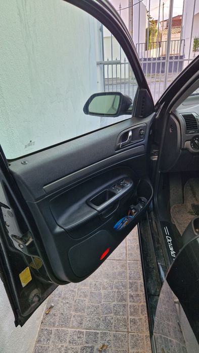 Skoda Octavia Break 2.0 Tdi 140cv (BKD Cabeça C)