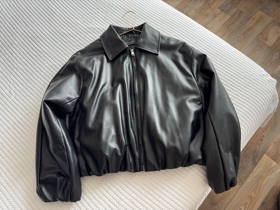 Жіноча куртка бомбер Stradivarius