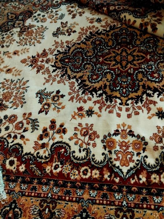 Ковёр, 8 м етров квадратных , шерсть, Алба- Юлия