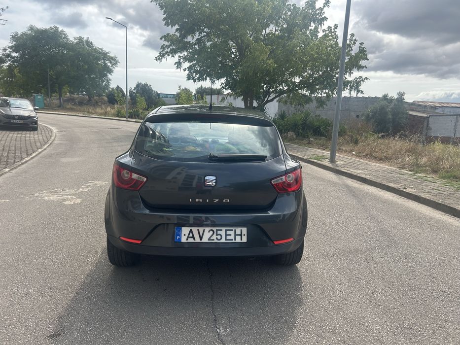 Seat ibiza 1.4 Tdi 6j 2009