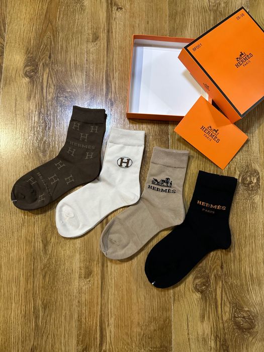 Нові носкі Hermes