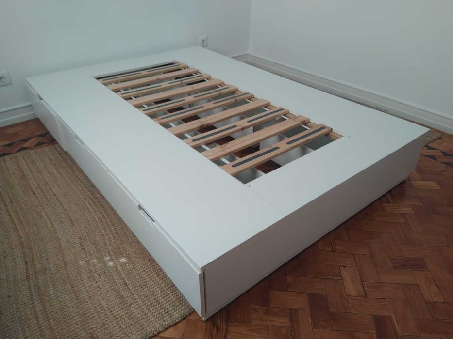 Cama de Casal (140x200 - NORDLI) - Estrutura cama c/arrumação, branco