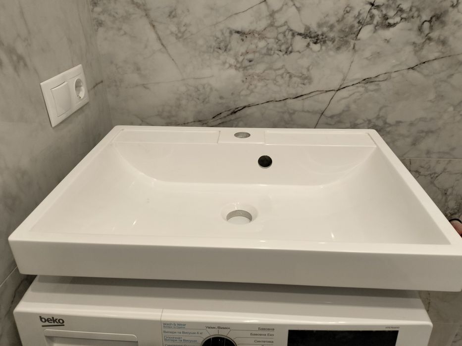 Умивальник Adamant 59х41х13