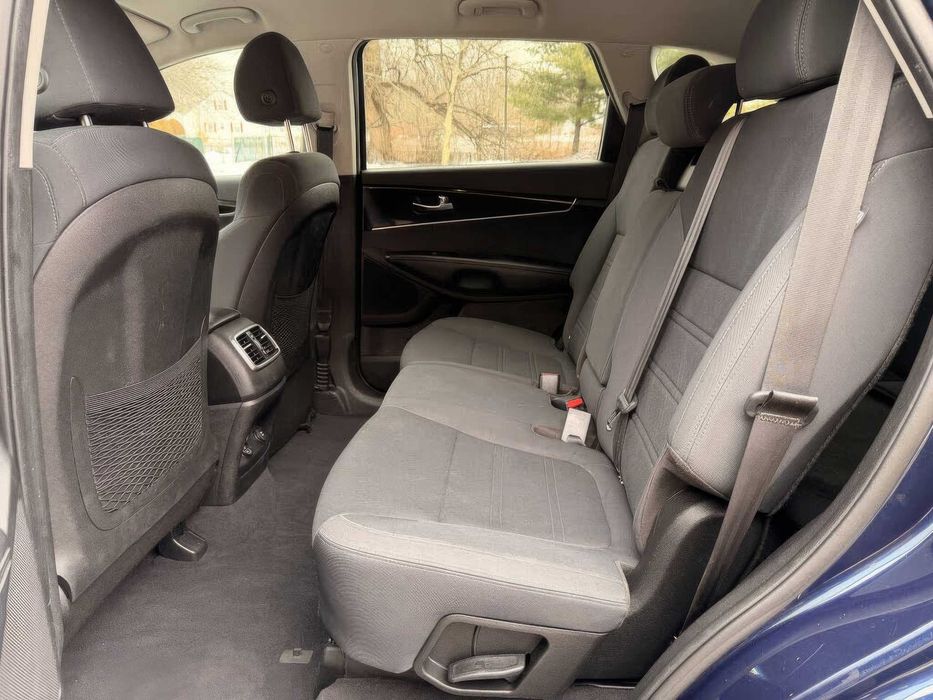 Kia Sorento      2019