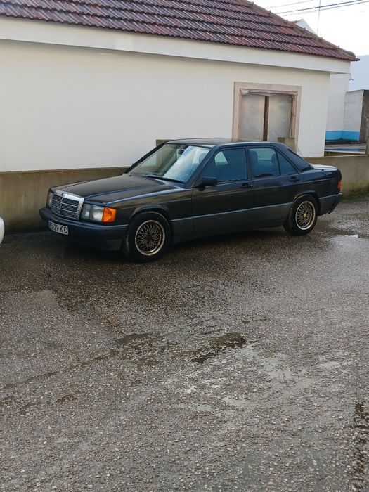Carro mercedes 190e