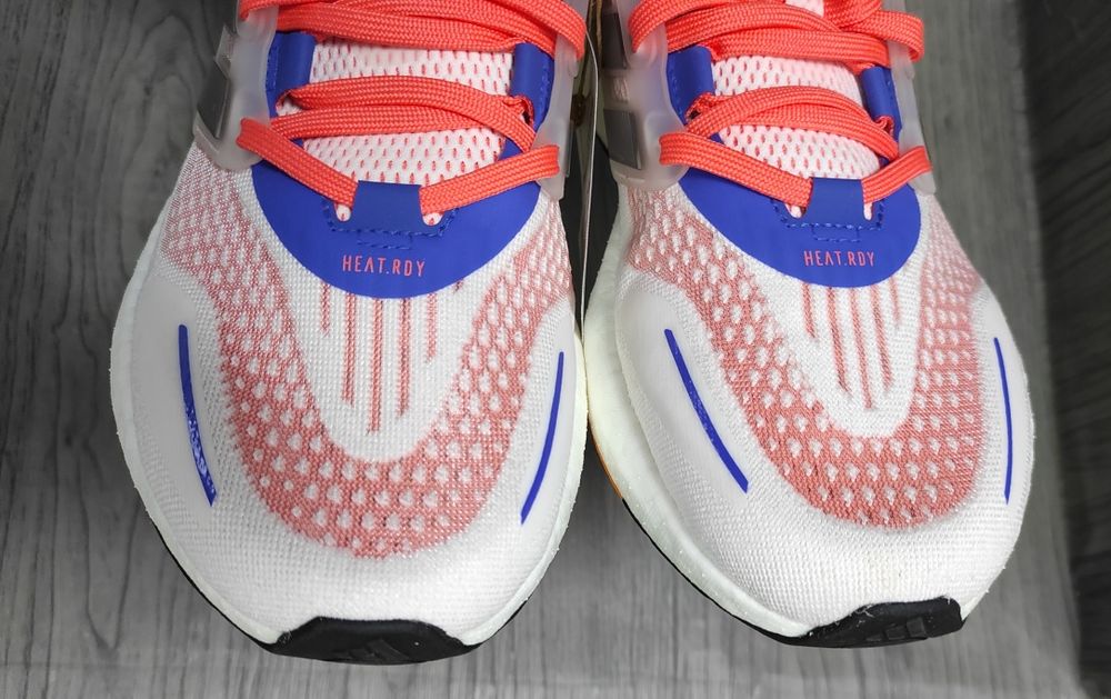 41,5 Adidas Pureboost оригінальні чоловічі кросовки