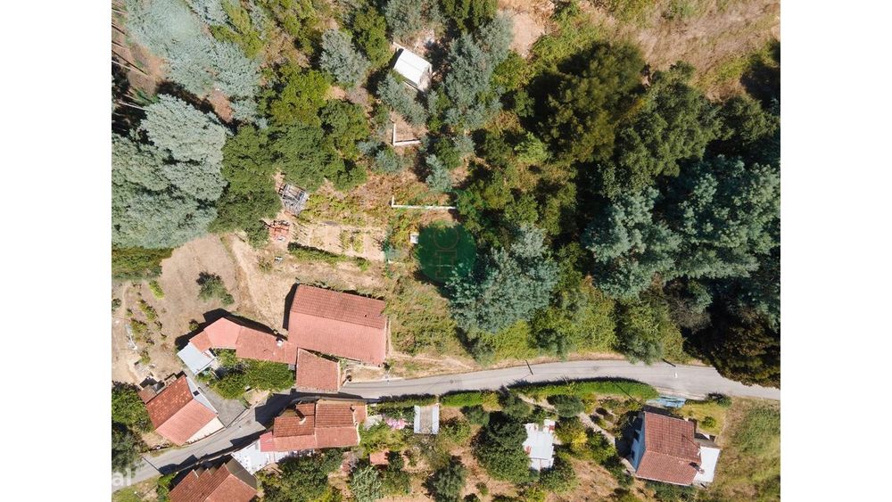 Terreno com 454 m2 em Coimbra