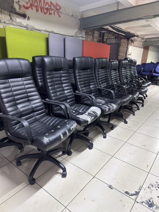 Крісло керівника в кількості , кресло крісло