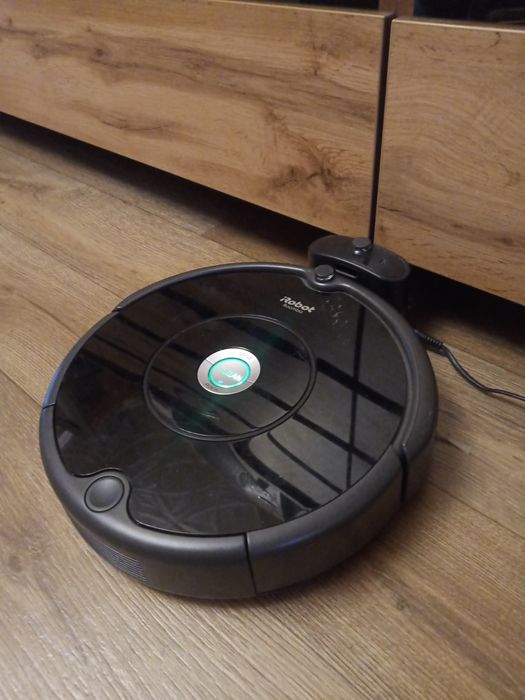 Робот пылесос iRobot