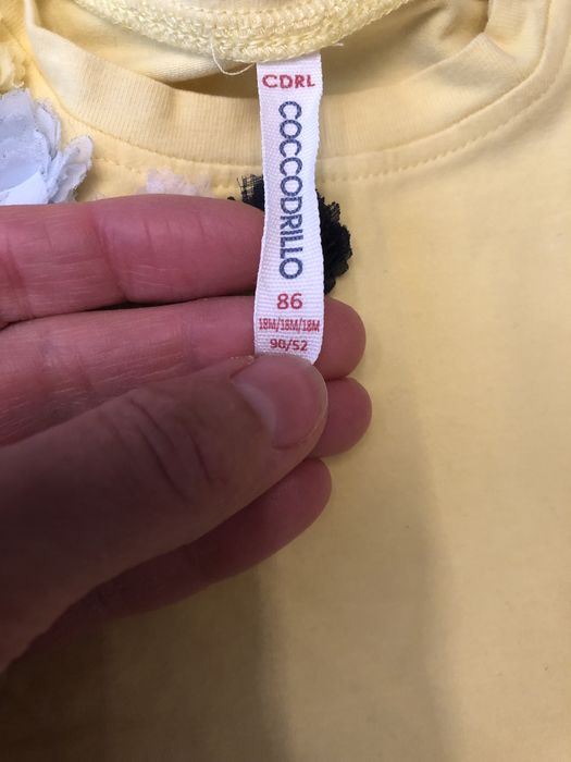 Żółta sukienka coccodrillo rozm 86