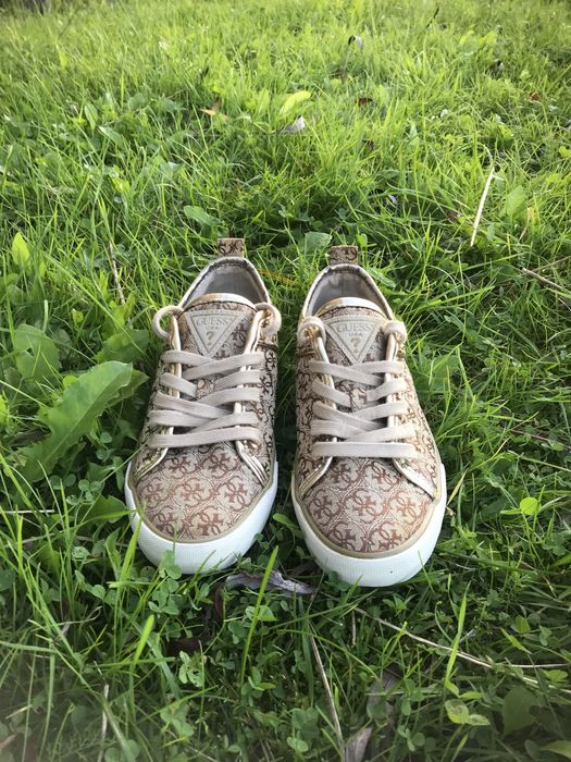 Кросівки Guess жіночі