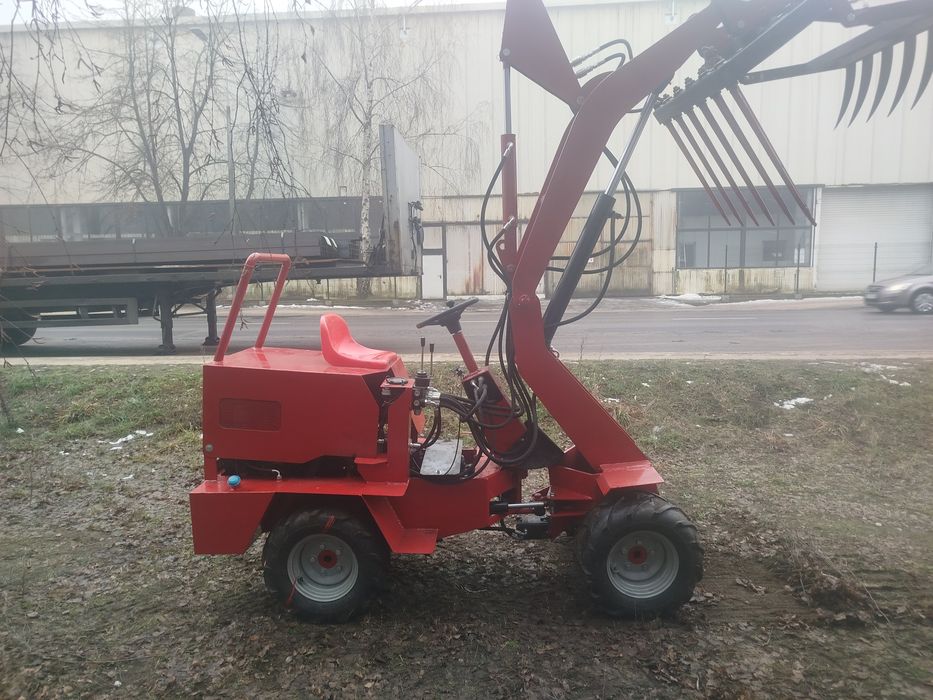 Miniładowarka ładowarka 4x4