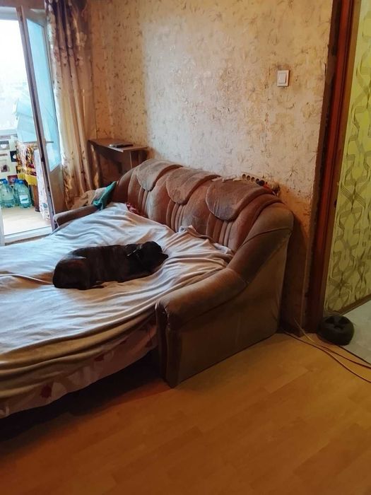 Продам 2 кімнатну( роздільні ходи)   Курбаса 9 45\26\7 пов 9\9п