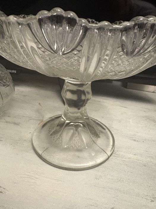 Miska krysztalowa na nóżce