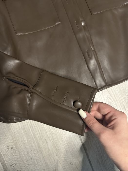 Продам коричневу сорочку MISSGUIDED