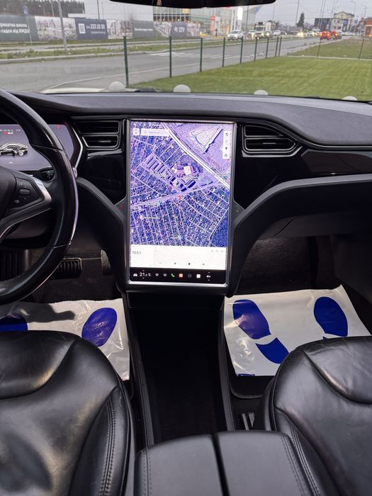 Tesla Model S P85 2014