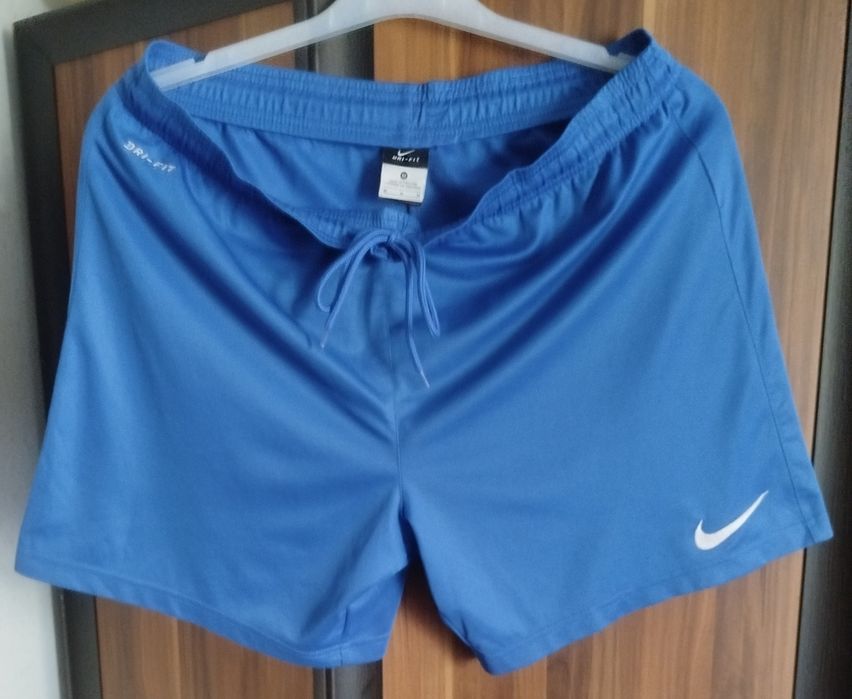 Spodenki krótkie męskie Nike rozmiar M stan idealny