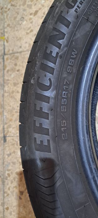 Pneus 215/55/17 Goodyear