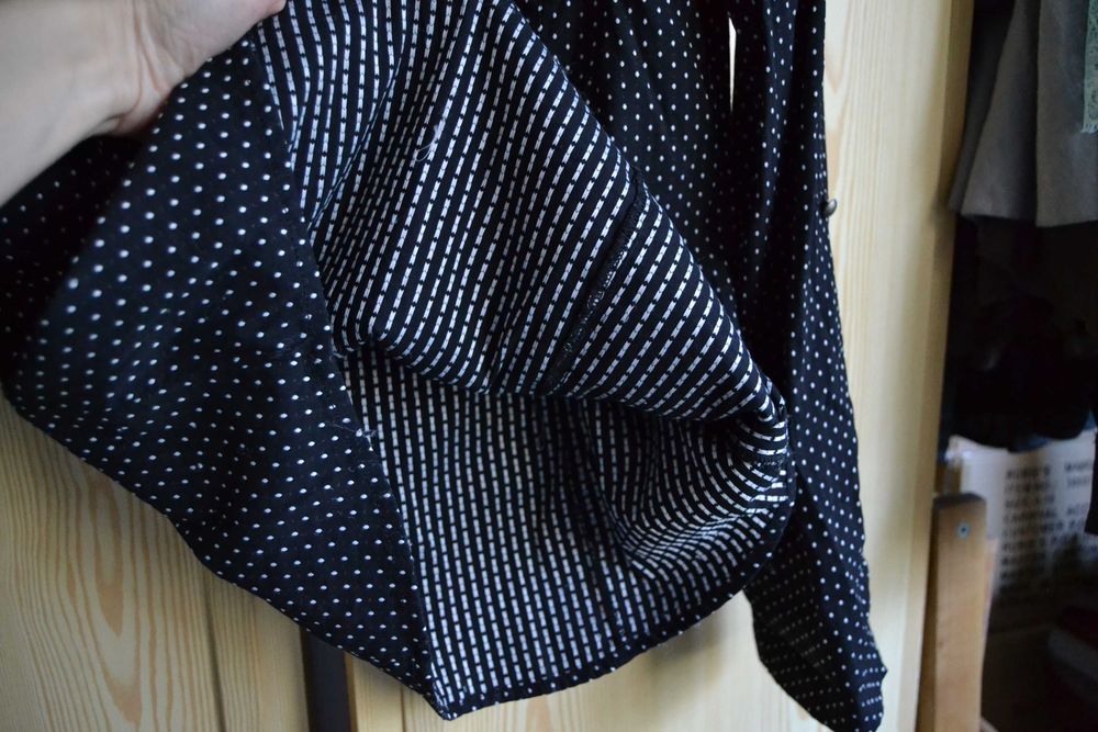 Czarna koszula w białe kropki Next 38 M