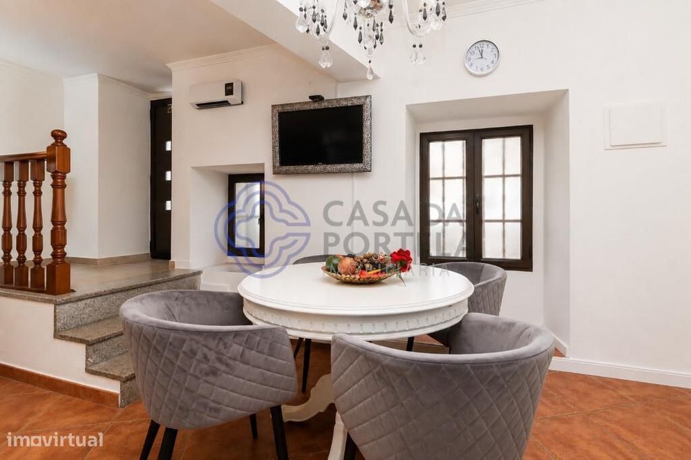 Moradia T2 totalmente renovada em Belmonte | Pronta a habitar ou a ren