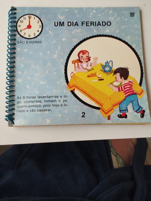 Livro "Um Dia Feriado"