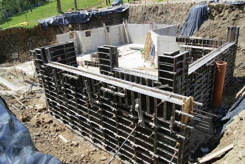 wynajem lekkie szalunki fundamentowe ścienne rusztowania elewacyjne fasadowe warszawskie jezdne schodowe deskowania stropowe obudowy wykopów
