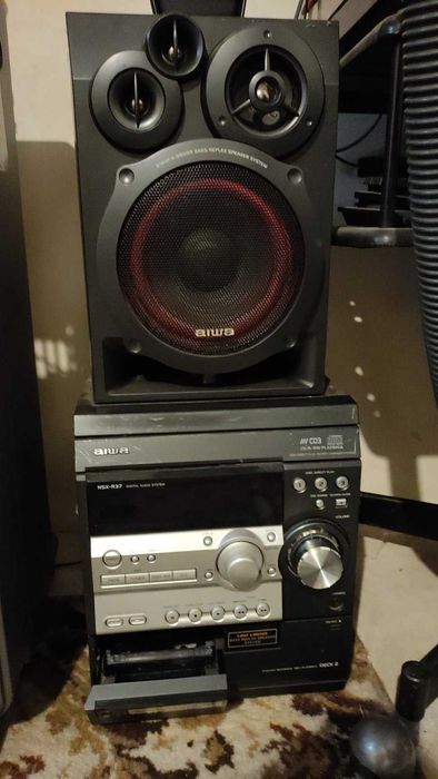 Продам музыкальный центр AIWA NO CX - NR37EZ чистый Японец