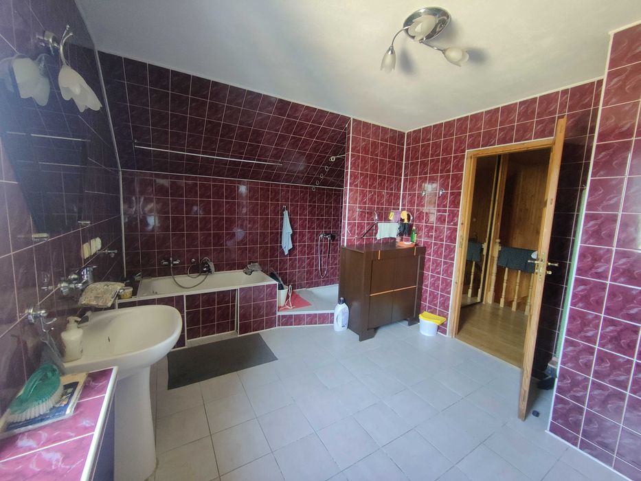 Dom w Czersku 160 m2 (5-6 pokoi), podpiwniczony + poddasze