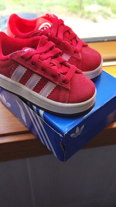 Sapatilhas adidas n24