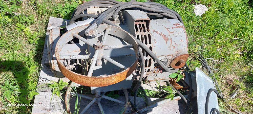 Silnik asynchroniczny typu SBD5s4  spawarka wirowa
