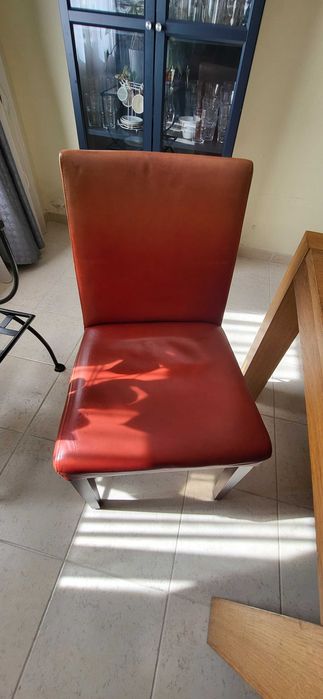 Conjunto  Mesa com 6 cadeiras