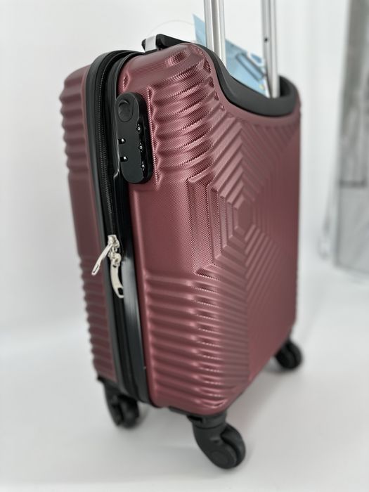 Nowa walizka S - Galanteria Matejko