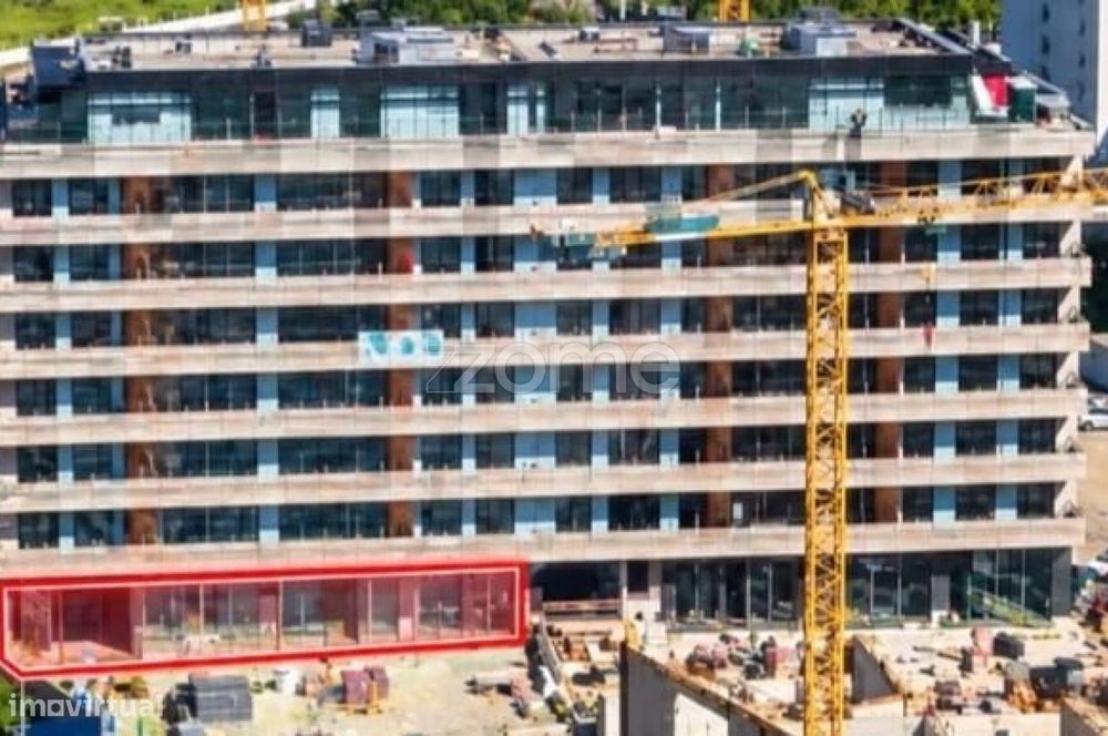 Loja comercial ,NOVA, com 148,70 m² na Maia, Praça do Oxigénio