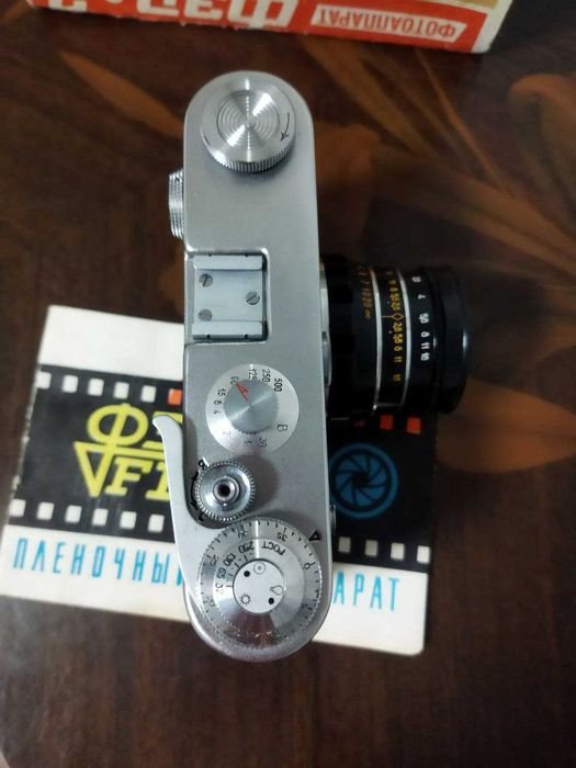 Фотоапарат плівковий ФЕД-3 в шкіряному чохлі (вир-во СРСР 1977р.)