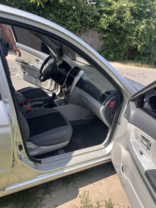 Kia cerato 2.0 2007