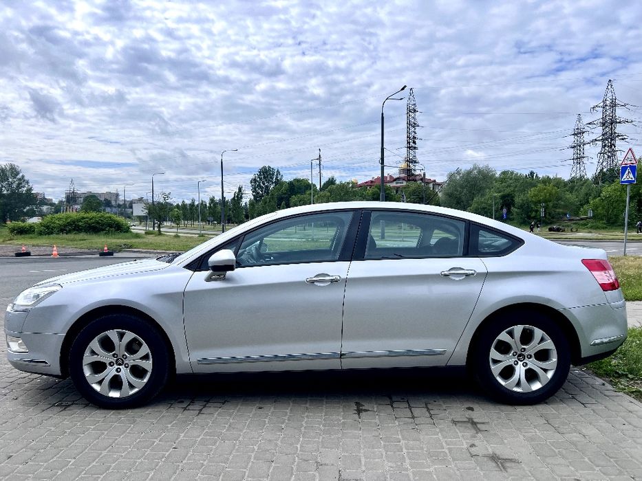 Продам власний Citroën C5 X7 2008 року.