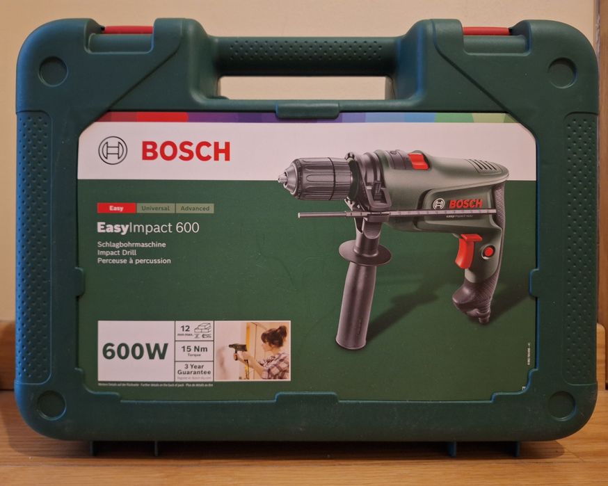 Berbequim com Percussão 600W Bosch