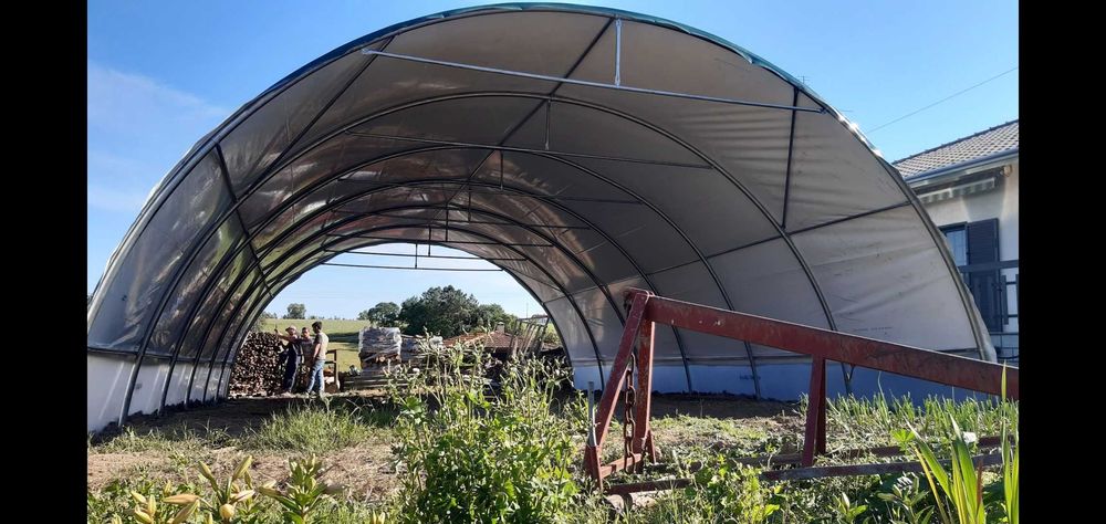 Estufas arrumos alfaias e tractores e maquinas