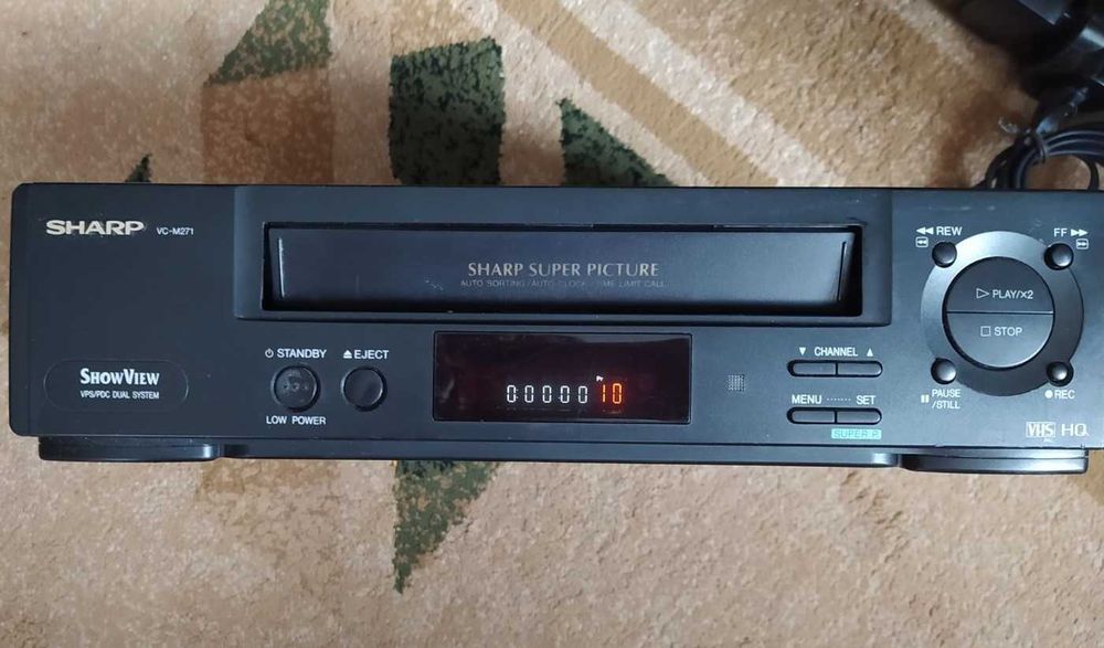 Відеомагнітофон SHARP