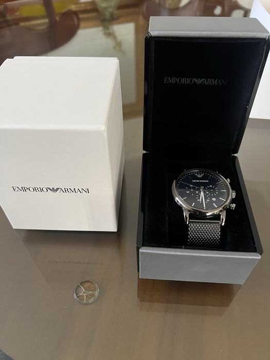 Relogio Armani prateado e azul - Novo