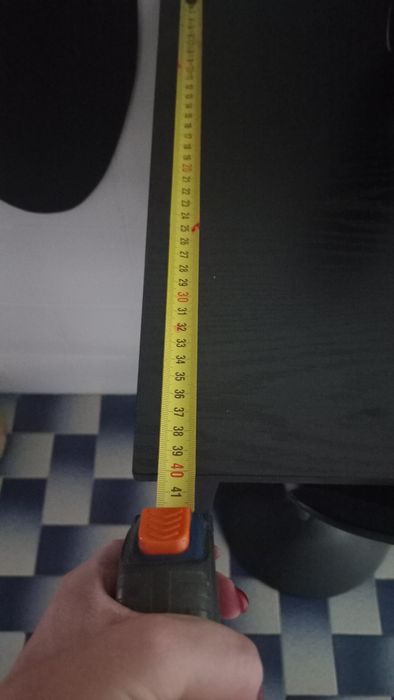 Mesa de bar com 2 bancos altos