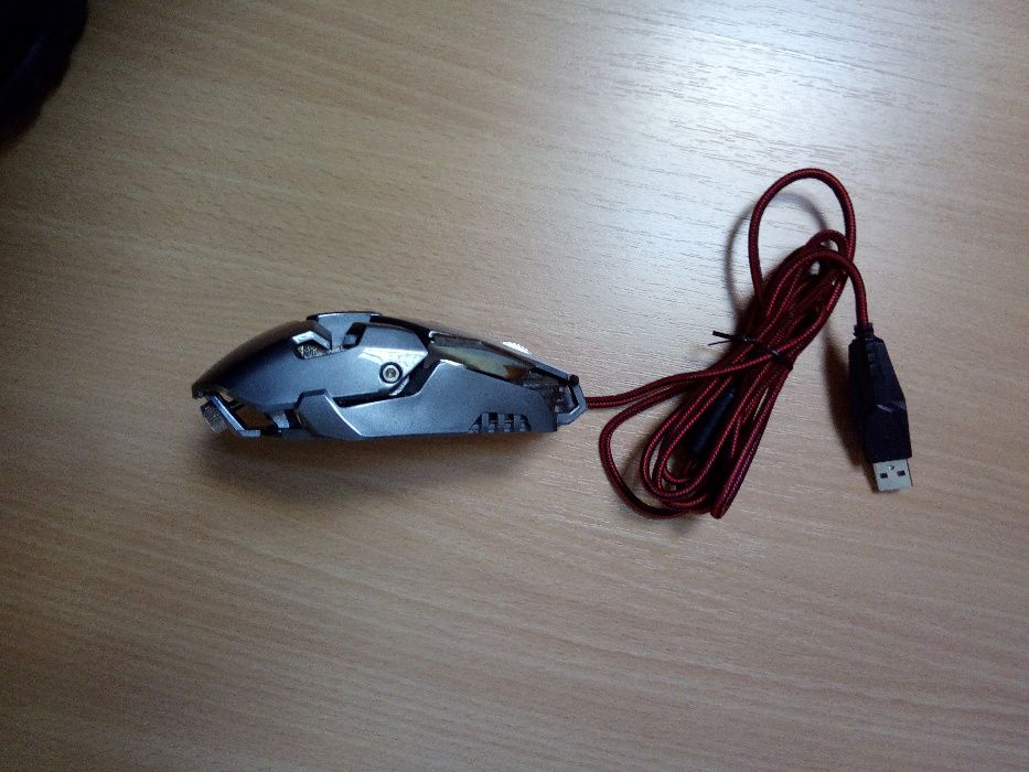 Rato Gaming, RGB, Alta resolução, Ergonomia variável! NOVO Fantástico!64584834355201124