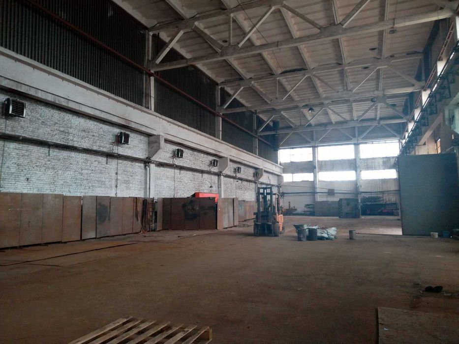 Оренда виробничо-складського комплексу  1659 м² від 55 000 грн. Крани 2, 5 та 12 т, заїзд для фур.