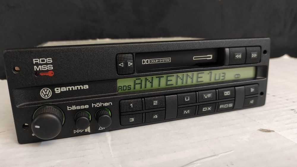 Radio VW Gamma III 3 Scirocco T2 T3 Corrado Golf Vento Jetta Passat Bora Polo 19cm oldtimer