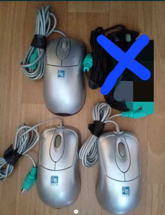 Мишка для комп'ютера.