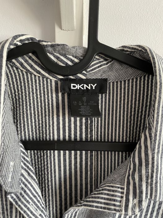 Sukienka DKNY rozkloszowana w paski