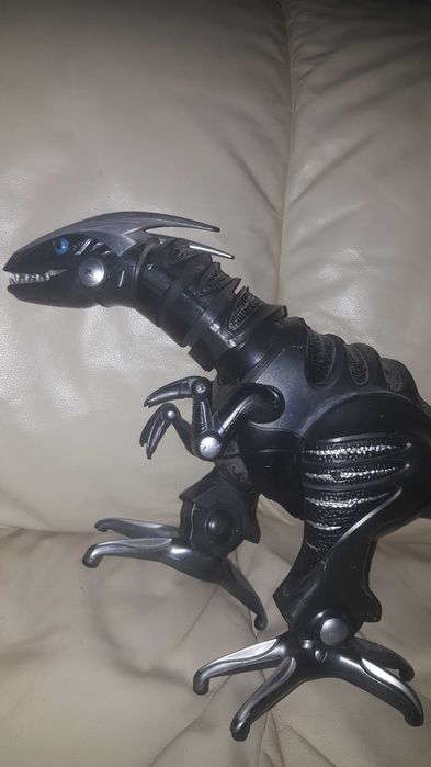 Dinozaur interaktywny